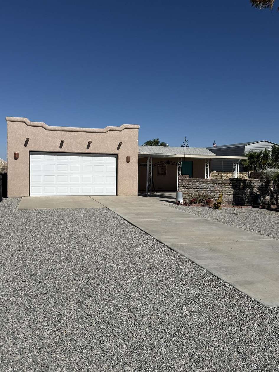 Improved Residential Land for Sale in Yuma, Arizona