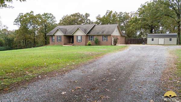 5.58 Acres of Residential Land with Home for Sale in Southside, Arkansas