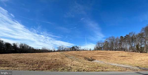 5.32 Acres of Residential Land for Sale in Hedgesville, West Virginia