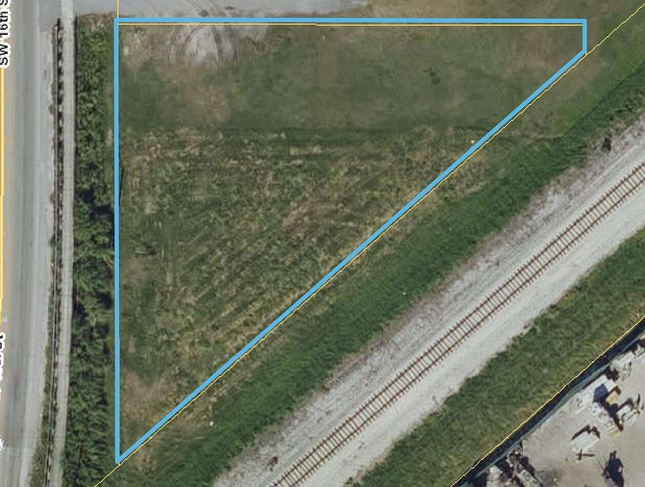 0.52 Acres of Commercial Land for Sale in Belle Glade, Florida