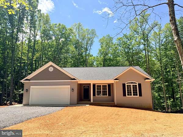 6.38 Acres of Land with Home for Sale in Unionville, Virginia