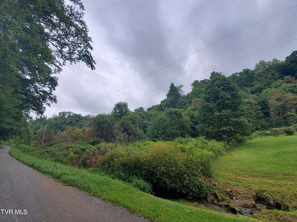 3.27 Acres of Residential Land for Sale in Roan Mountain, Tennessee