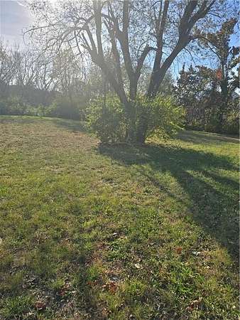 0.83 Acres of Mixed-Use Land for Sale in Kansas City, Missouri