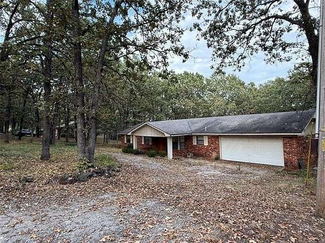 1.73 Acres of Residential Land with Home for Sale in Muskogee, Oklahoma