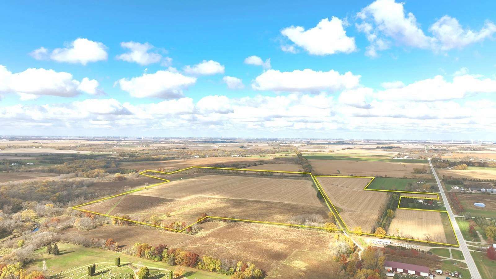 171 Acres of Recreational Land & Farm for Sale in Riceville, Iowa