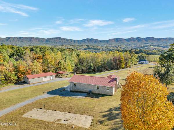 13 Acres of Land with Home for Sale in Greeneville, Tennessee