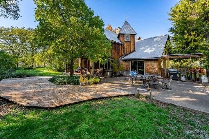 38.8 Acres of Land with Home for Sale in Selma, Oregon