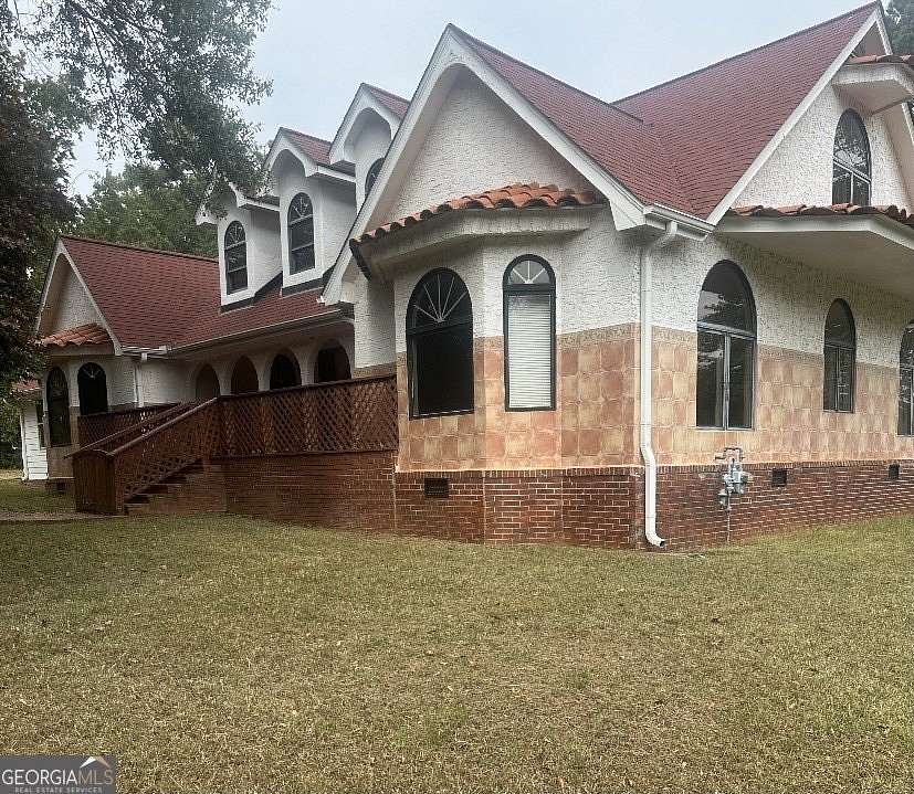 1.62 Acres of Residential Land with Home for Sale in McDonough, Georgia