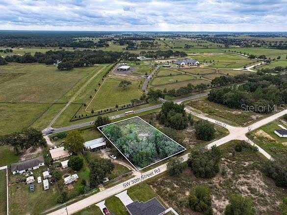 0.93 Acres of Mixed-Use Land for Sale in Dunnellon, Florida