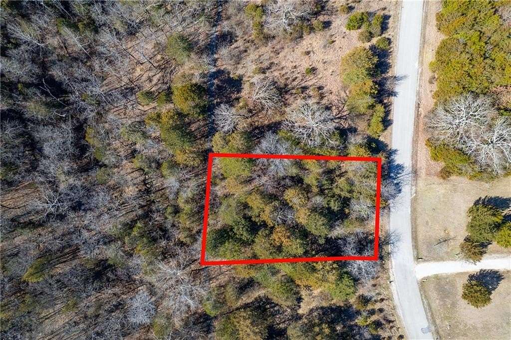 0.38 Acres of Residential Land for Sale in Eureka Springs, Arkansas