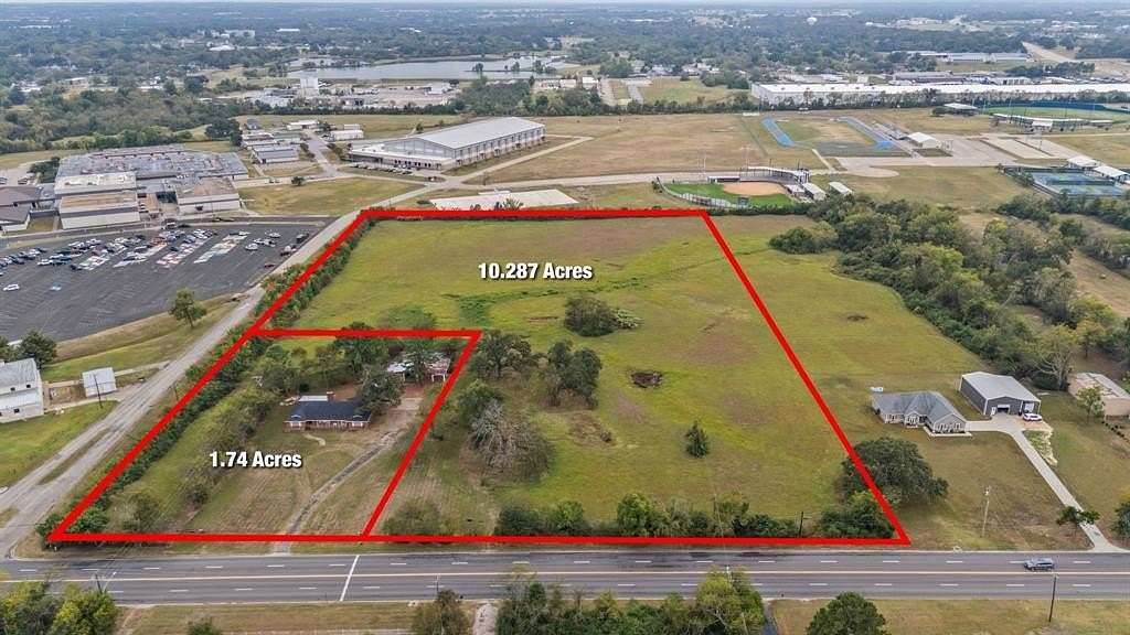 12 Acres of Land with Home for Sale in Sulphur Springs, Texas