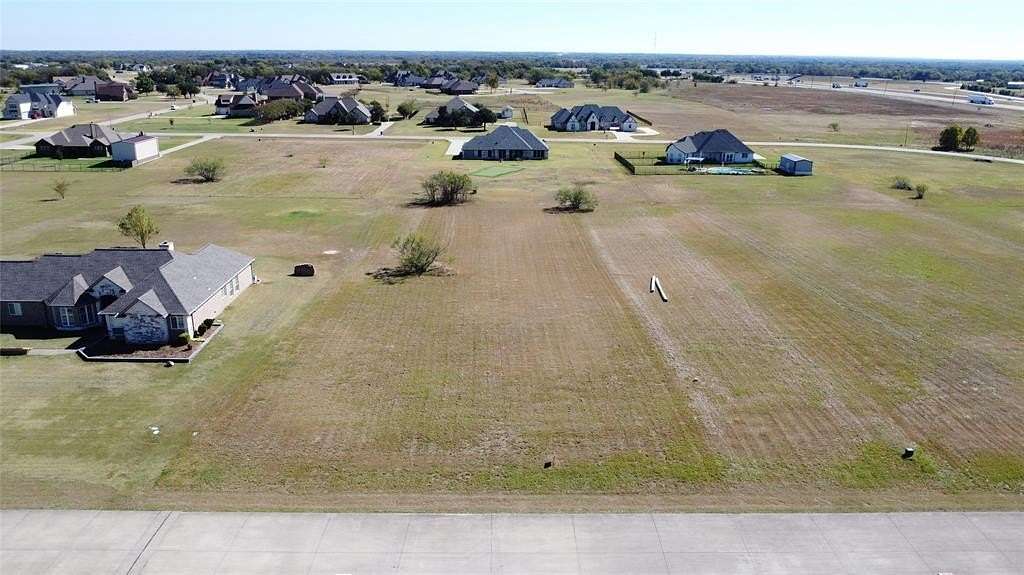 1.16 Acres of Residential Land for Sale in Wills Point, Texas