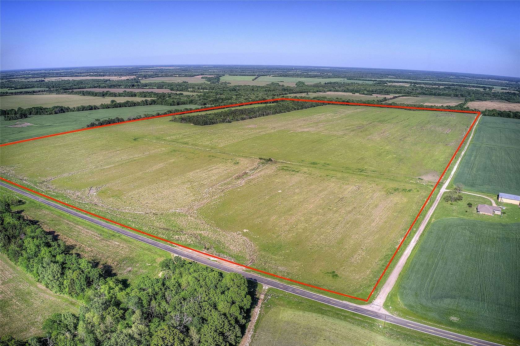217 Acres of Agricultural & Residential Land for Sale in Clarksville, Texas