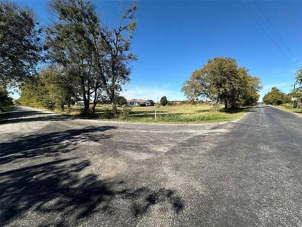 5 Acres of Residential Land for Sale in Sherman, Texas