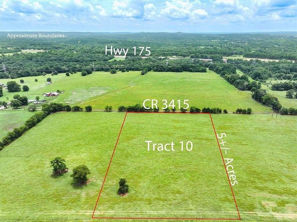 5 Acres of Residential Land for Sale in Jacksonville, Texas
