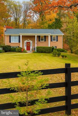 1.8 Acres of Residential Land with Home for Sale in Nokesville, Virginia