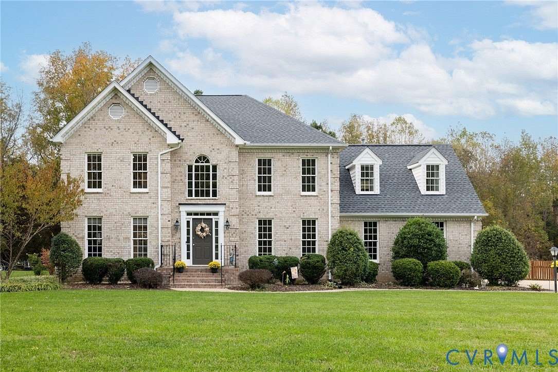 3 Acres of Residential Land with Home for Sale in Mechanicsville, Virginia