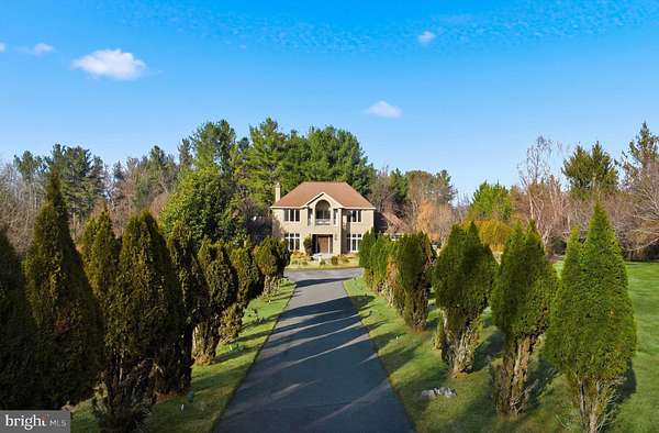 2.13 Acres of Residential Land with Home for Lease in Rockville, Maryland