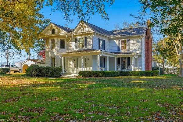 1.83 Acres of Residential Land with Home for Sale in Wakefield, Virginia