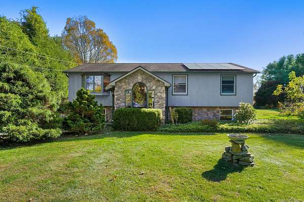 3.29 Acres of Residential Land with Home for Sale in Morris, Connecticut