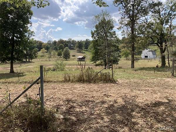 661 Acres of Land with Home for Auction in Alton, Missouri