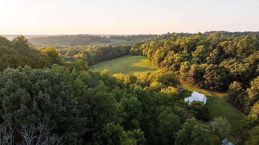 189 Acres of Land for Sale in Santa Fe, Tennessee