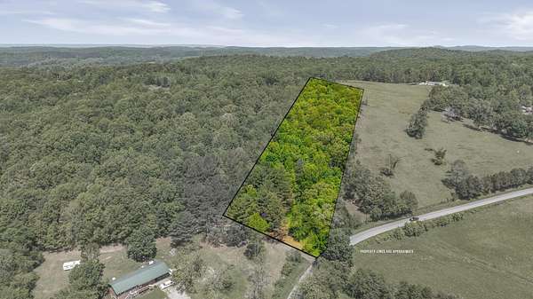 5.23 Acres of Residential Land for Sale in Riceville, Tennessee