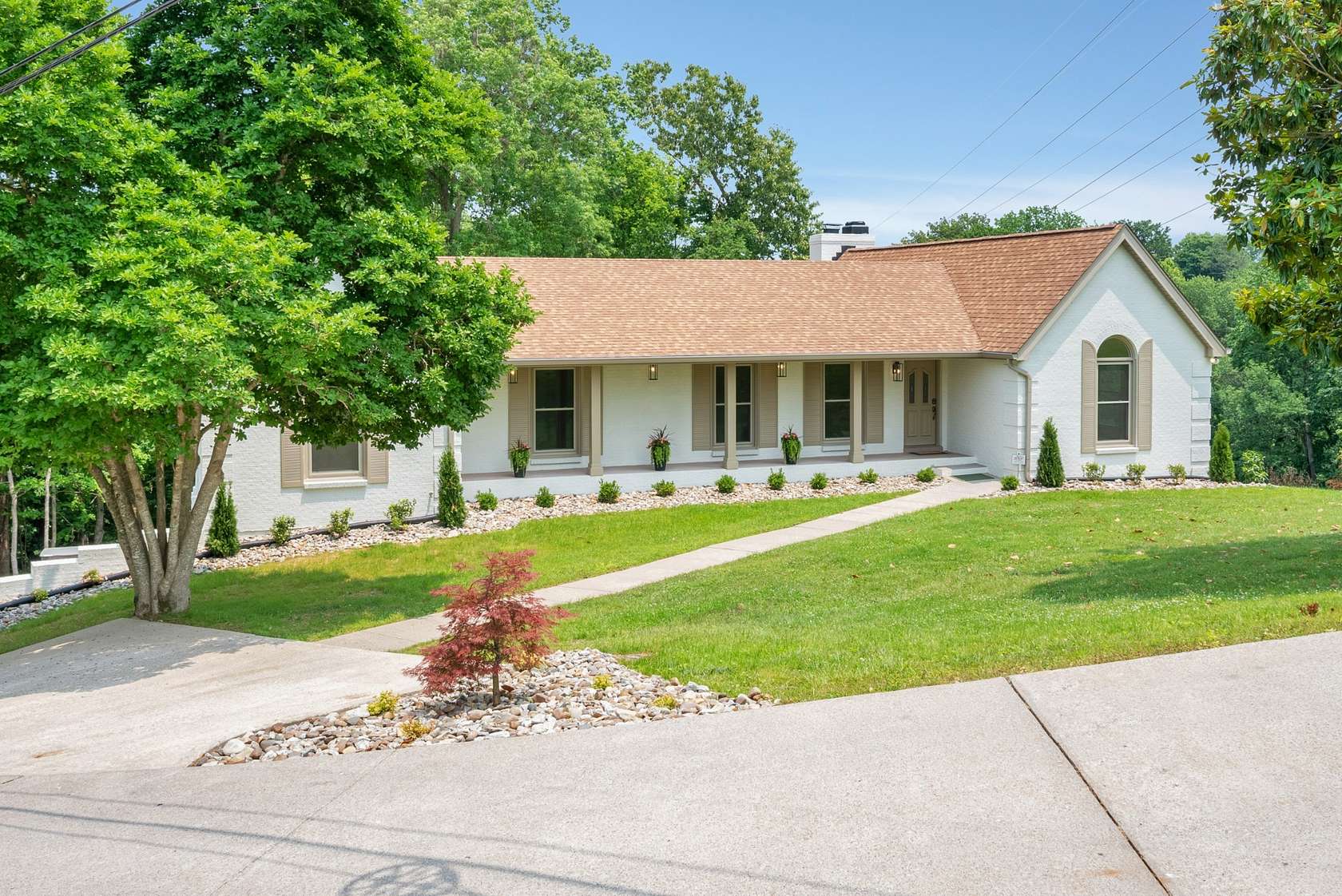 3 Acres of Land with Home for Sale in Clarksville, Tennessee