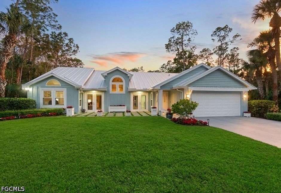 2.27 Acres of Land with Home for Sale in Naples, Florida