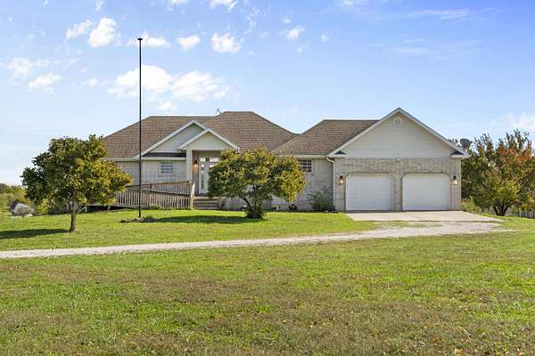 10 Acres of Residential Land with Home for Sale in Springfield, Missouri