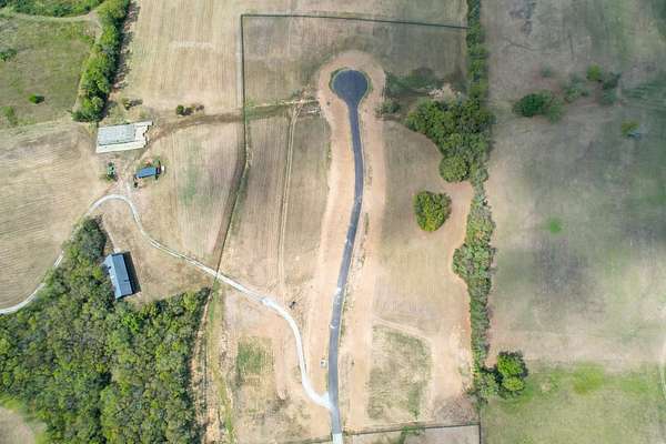 1 Acre of Residential Land for Sale in Wilmore, Kentucky