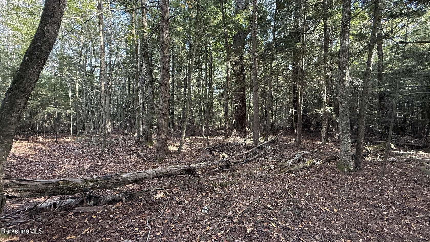 3.67 Acres of Residential Land for Sale in Becket, Massachusetts