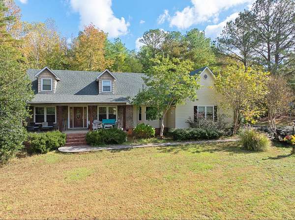 7 Acres of Residential Land with Home for Sale in Jackson, Tennessee