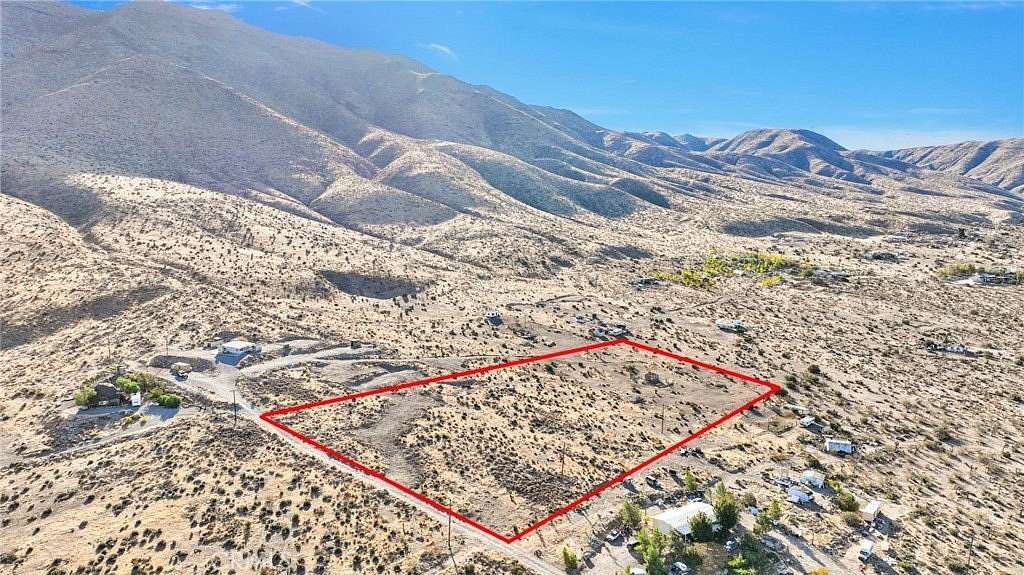 5 Acres of Residential Land for Sale in Apple Valley, California