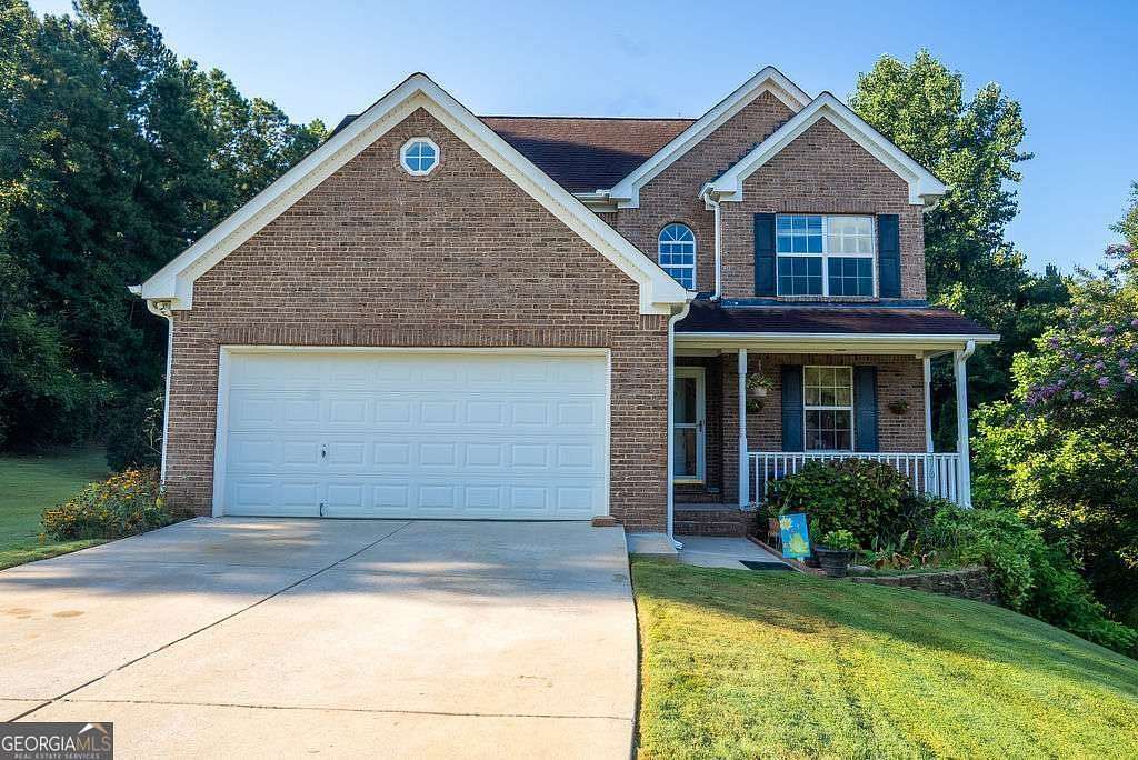 1.5 Acres of Residential Land with Home for Sale in Locust Grove, Georgia