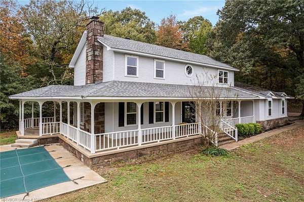 8.53 Acres of Residential Land with Home for Sale in Greenwood, Arkansas