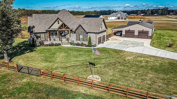 7 Acres of Improved Mixed-Use Land for Sale in Toney, Alabama