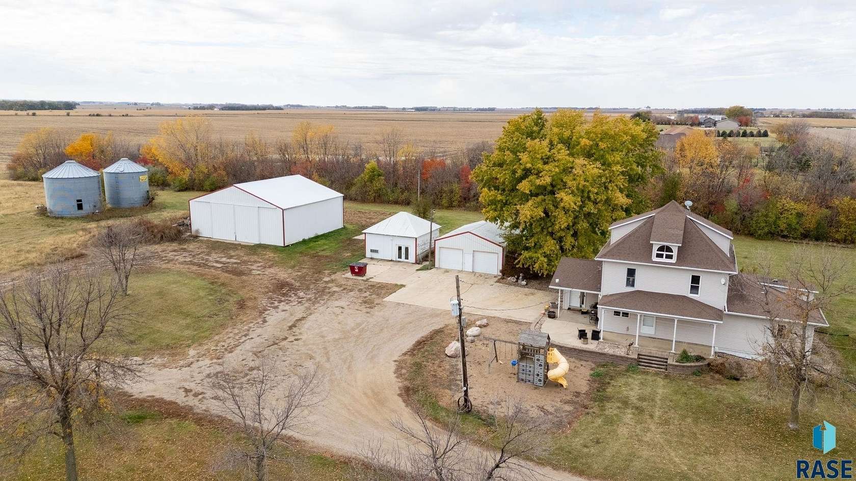 9.68 Acres of Residential Land with Home for Sale in Canton, South Dakota