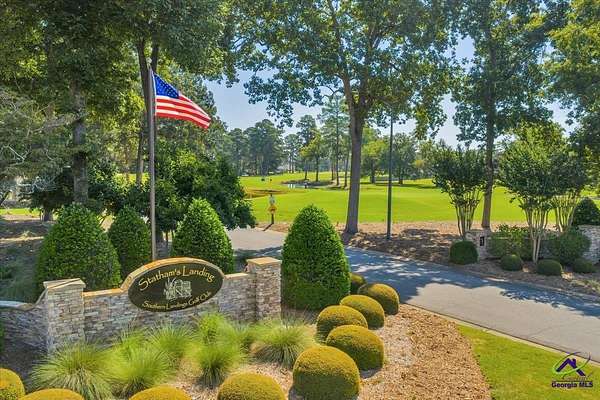 1 Acre of Residential Land for Sale in Warner Robins, Georgia