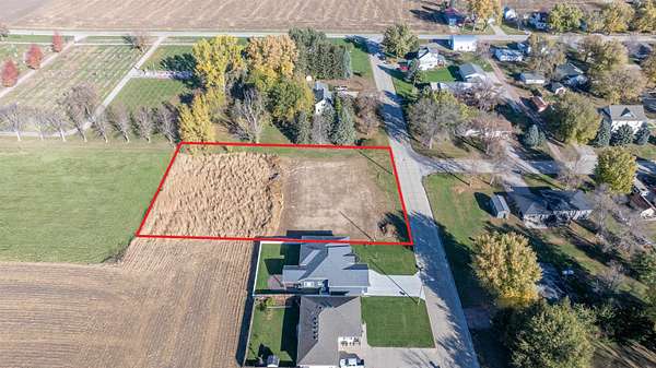 0.86 Acres of Residential Land for Sale in Salix, Iowa