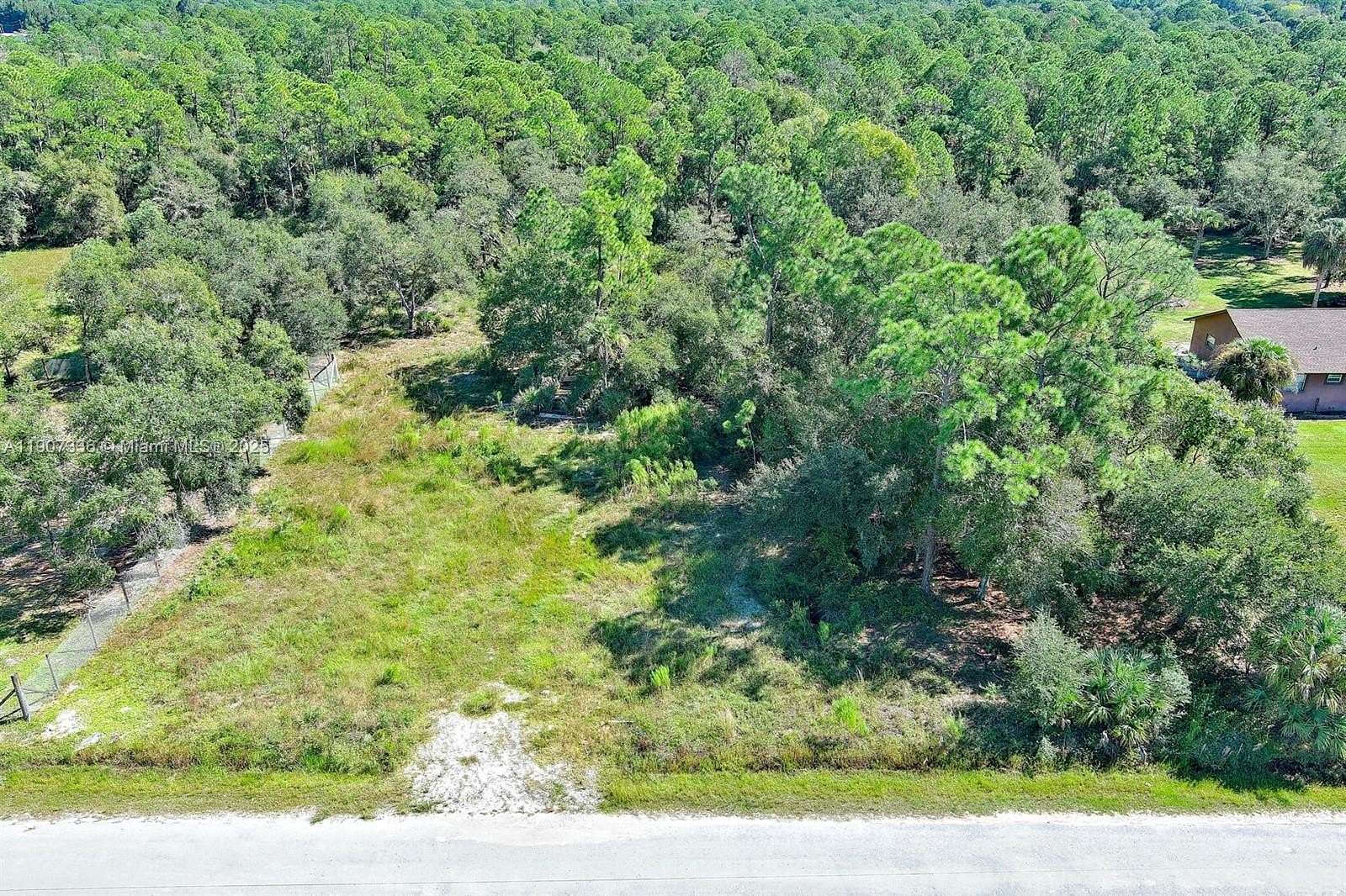 1.25 Acres of Residential Land for Sale in Clewiston, Florida