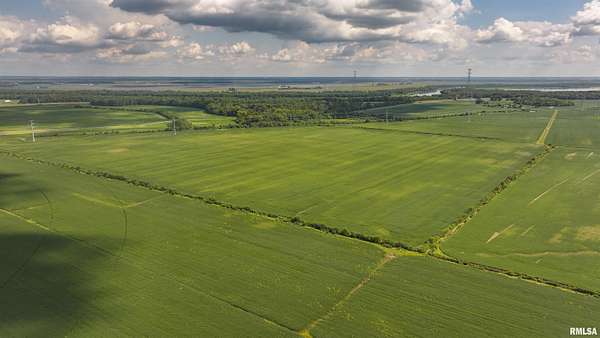 123 Acres of Recreational Land & Farm for Sale in Frederick, Illinois