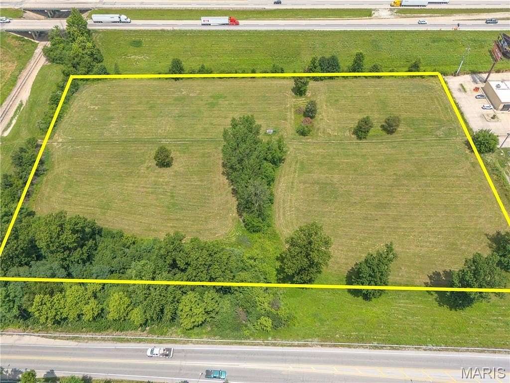 6.17 Acres of Land for Sale in Vandalia, Illinois