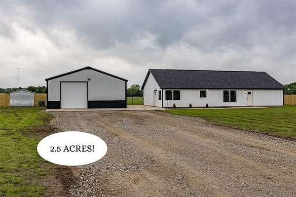 2.5 Acres of Residential Land with Home for Sale in Milburn, Oklahoma