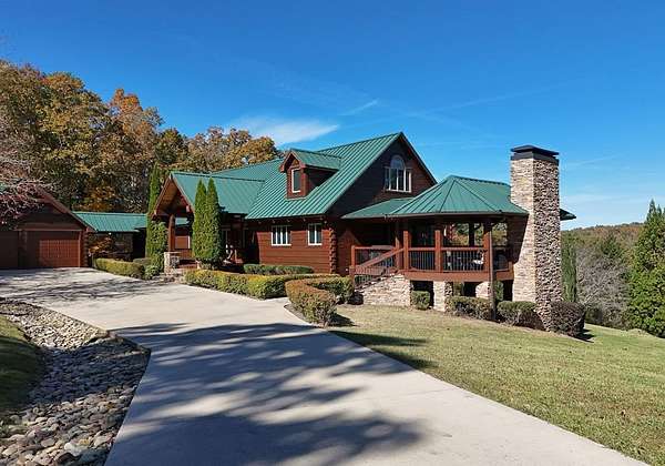 17.3 Acres of Recreational Land with Home for Sale in Blairsville, Georgia