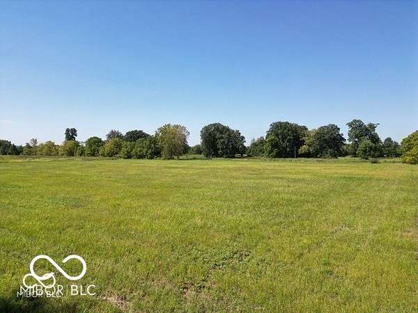 3 Acres of Residential Land for Sale in Zionsville, Indiana