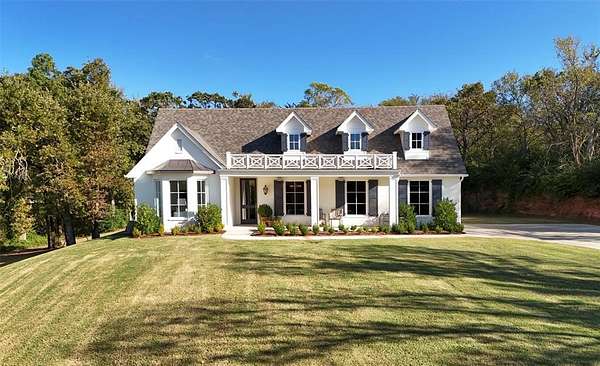 1.52 Acres of Residential Land with Home for Sale in Edmond, Oklahoma