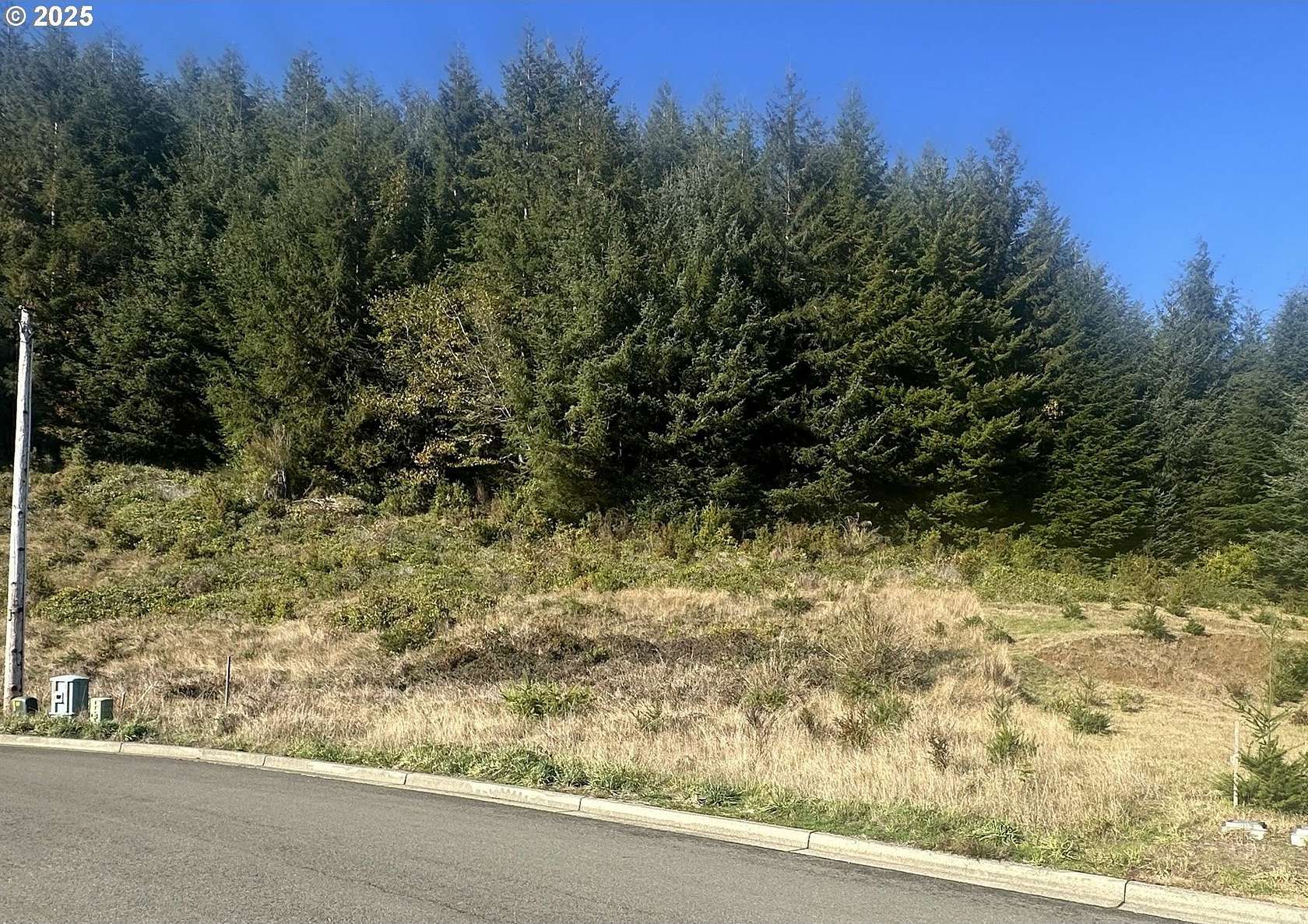 0.42 Acres of Residential Land for Sale in Reedsport, Oregon