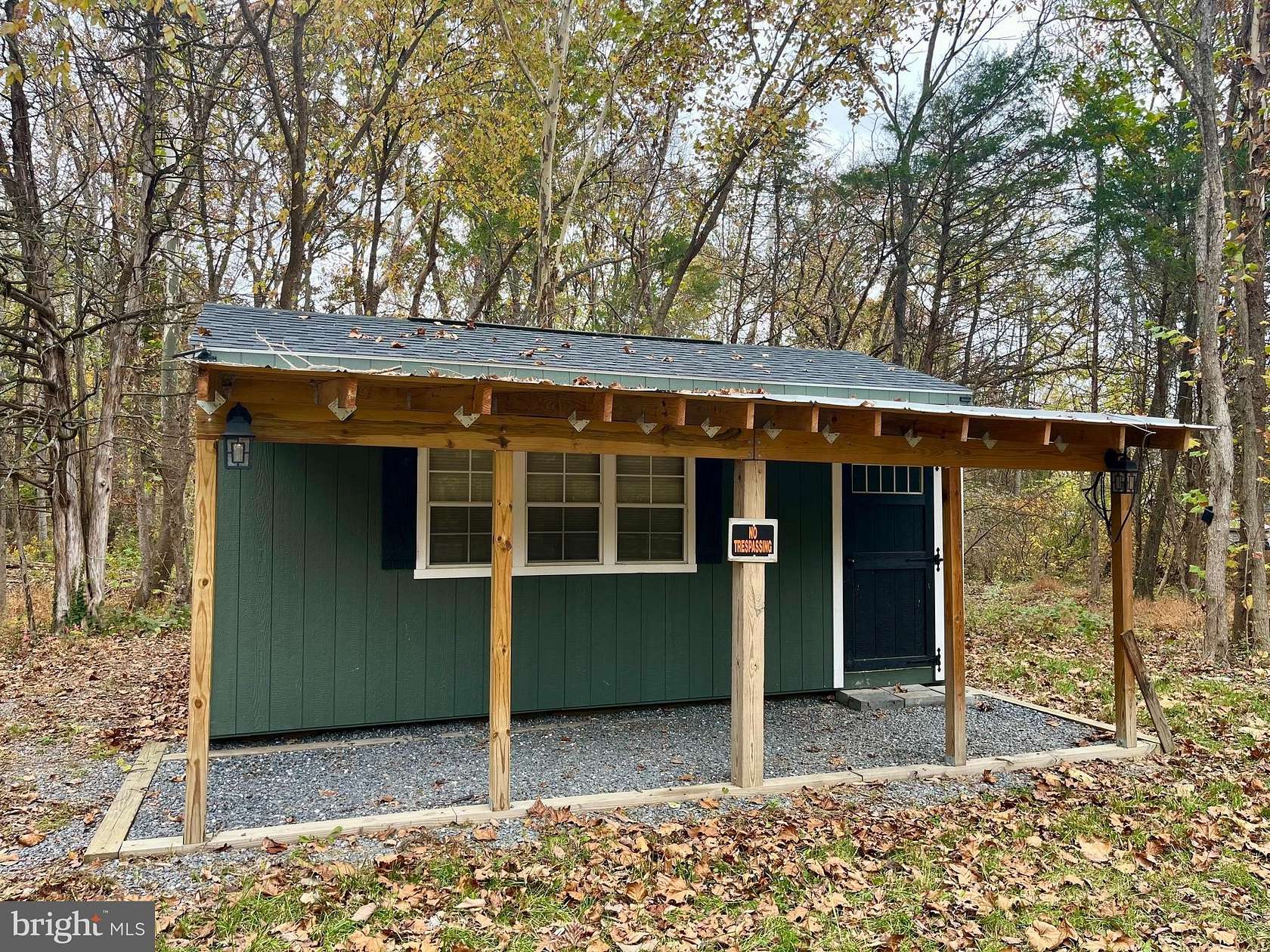 1.28 Acres of Land for Sale in Luray, Virginia