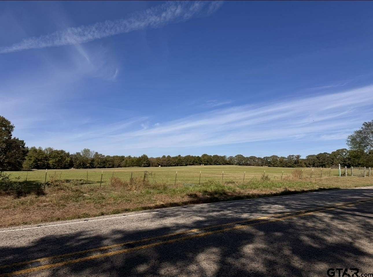15 Acres of Land for Sale in Cookville, Texas